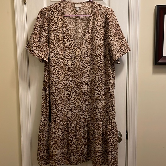 a.new.day Tan/Brown Cheetah V-Neck dense Polyester Tier hem SS Swing Dress - Picture 1 of 5